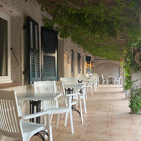 Les Lodges De La Plage U Dragulinu ซารี โซเลนซารา ภายนอก รูปภาพ