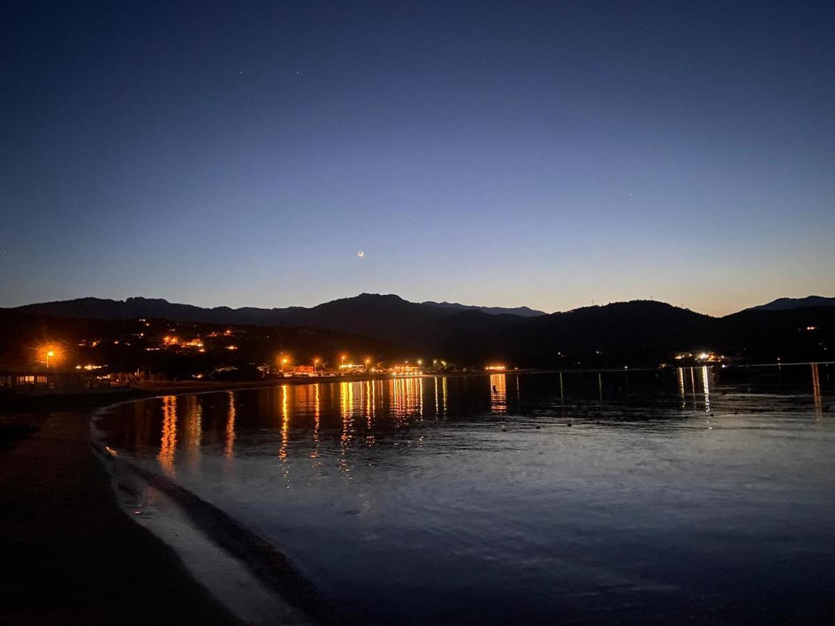 Les Lodges De La Plage U Dragulinu ซารี โซเลนซารา ภายนอก รูปภาพ
