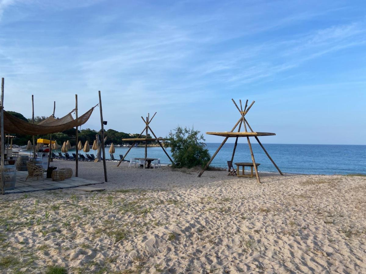 Les Lodges De La Plage U Dragulinu ซารี โซเลนซารา ภายนอก รูปภาพ